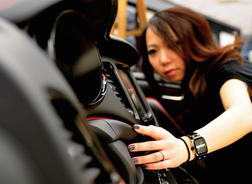 Trans alum Winnie Cheung named among Automotive News' 40 Under 40 